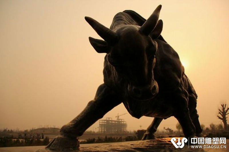 202511301764463356658730.jpg 中国梦牛精神铜雕,材质铸铜,尺寸长5米,高2.3米.创作时间2013年,C.jpg
